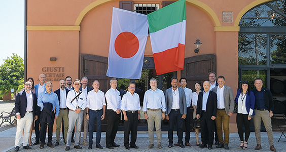 ZENIT社を完全子会社化