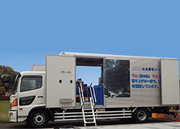 移動脱水車